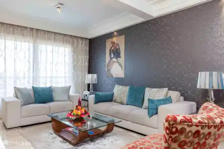 Vakantiehuis Marokko, Atlantische Kust, Casablanca appartement Luxe appartement, Europese kwaliteit livingroom