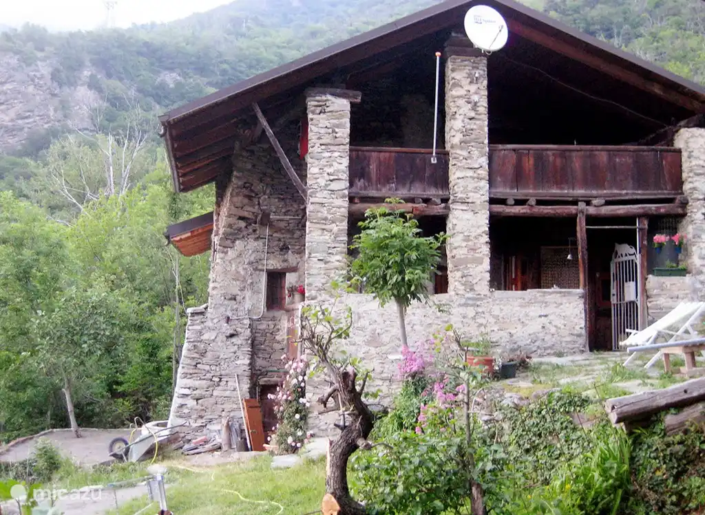 Locations de vacances de dernière minute Italie, Piémont, Susa – gîte / cottage Maison de Suse