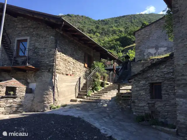 casa de susa en Italia, Piamonte, Susa - casa rural / cabaña Borgata
