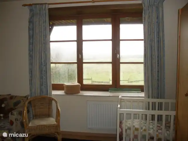 Location de Vacances Belgique, Ardennes, Gedinne, maison de vacances - Gîte Vencimont Chambre 3 avec vue sur le côté de la maison