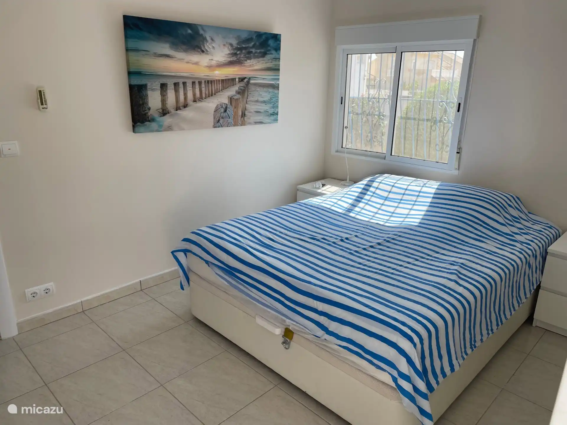 Bedroom guest house with wardrobe and air conditioning