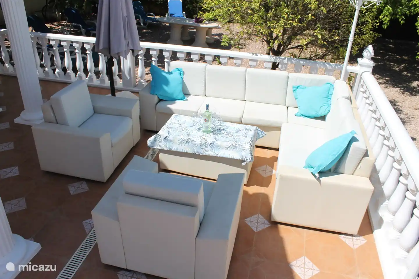 idealer Ort, um Tapas mit dem notwendigen Aperitif zu servieren.