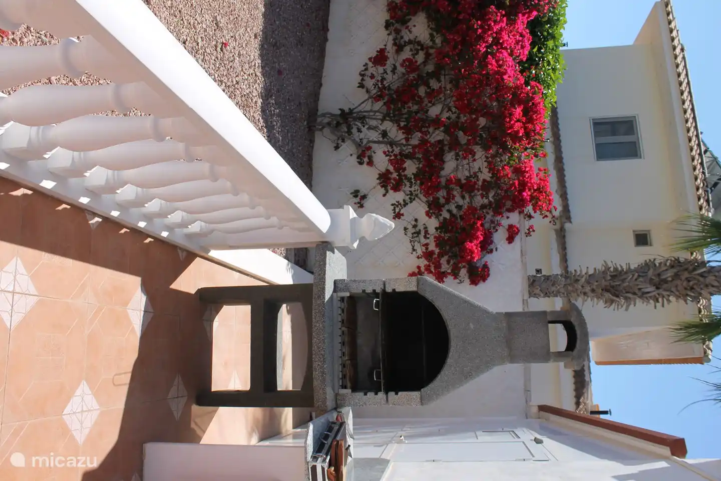 Fisch, Fleisch oder eine Kombination aus beidem, unser Barbecue gibt Ihnen die Möglichkeit, die spanische Küche in entspannter Atmosphäre zu entdecken.