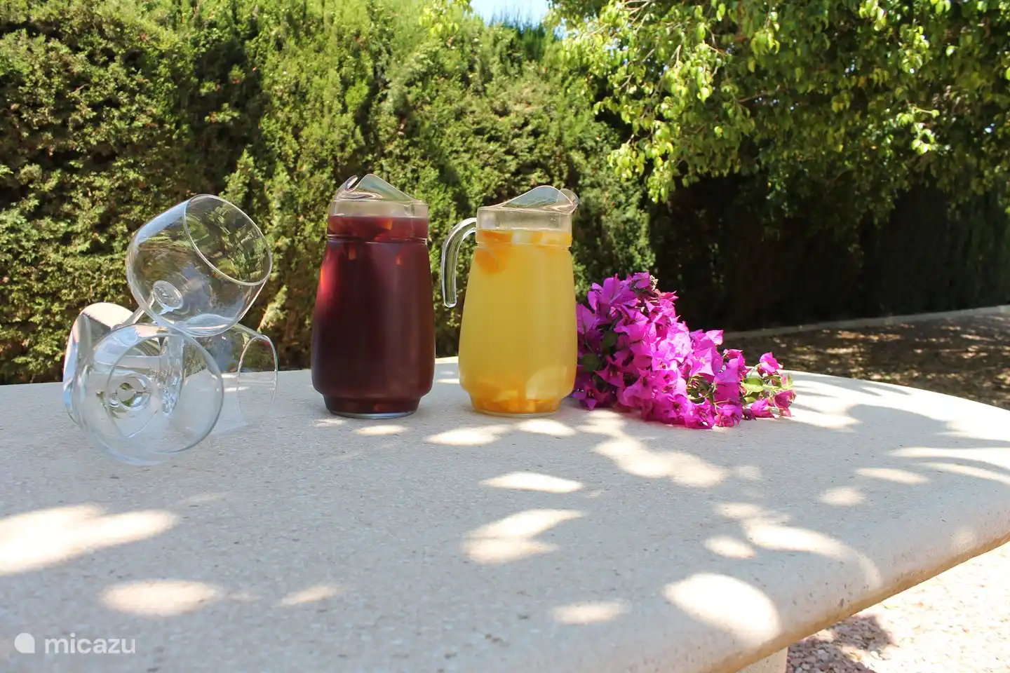 Kein Aufenthalt in Spanien ohne Sangria, Geheimrezept für rot und/oder weiß vom Besitzer erhältlich?