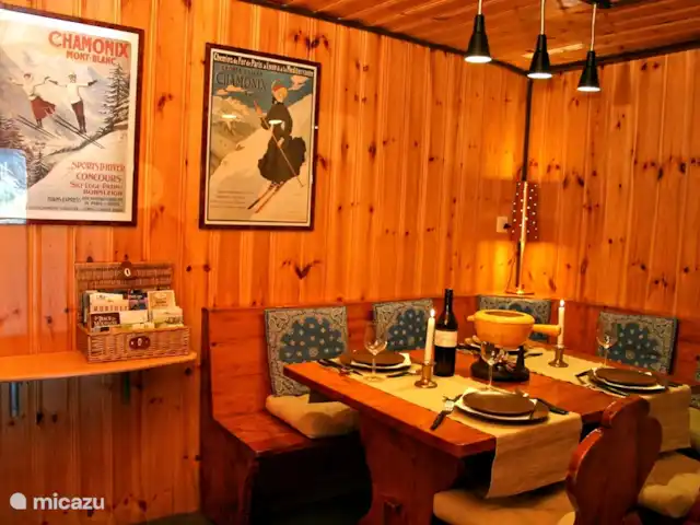 Chalet Mignon vrijstaand & zonnig huren in Zwitserland, Wallis, Torgon - chalet De eetkamer