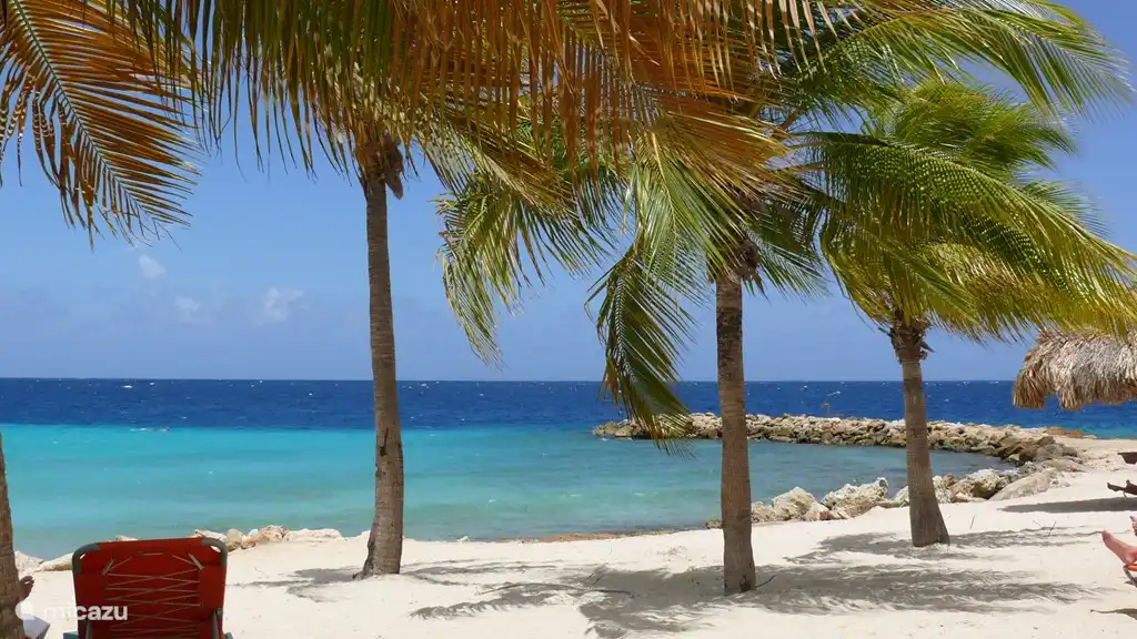 Cette belle plage à seulement 75 m de la villa !