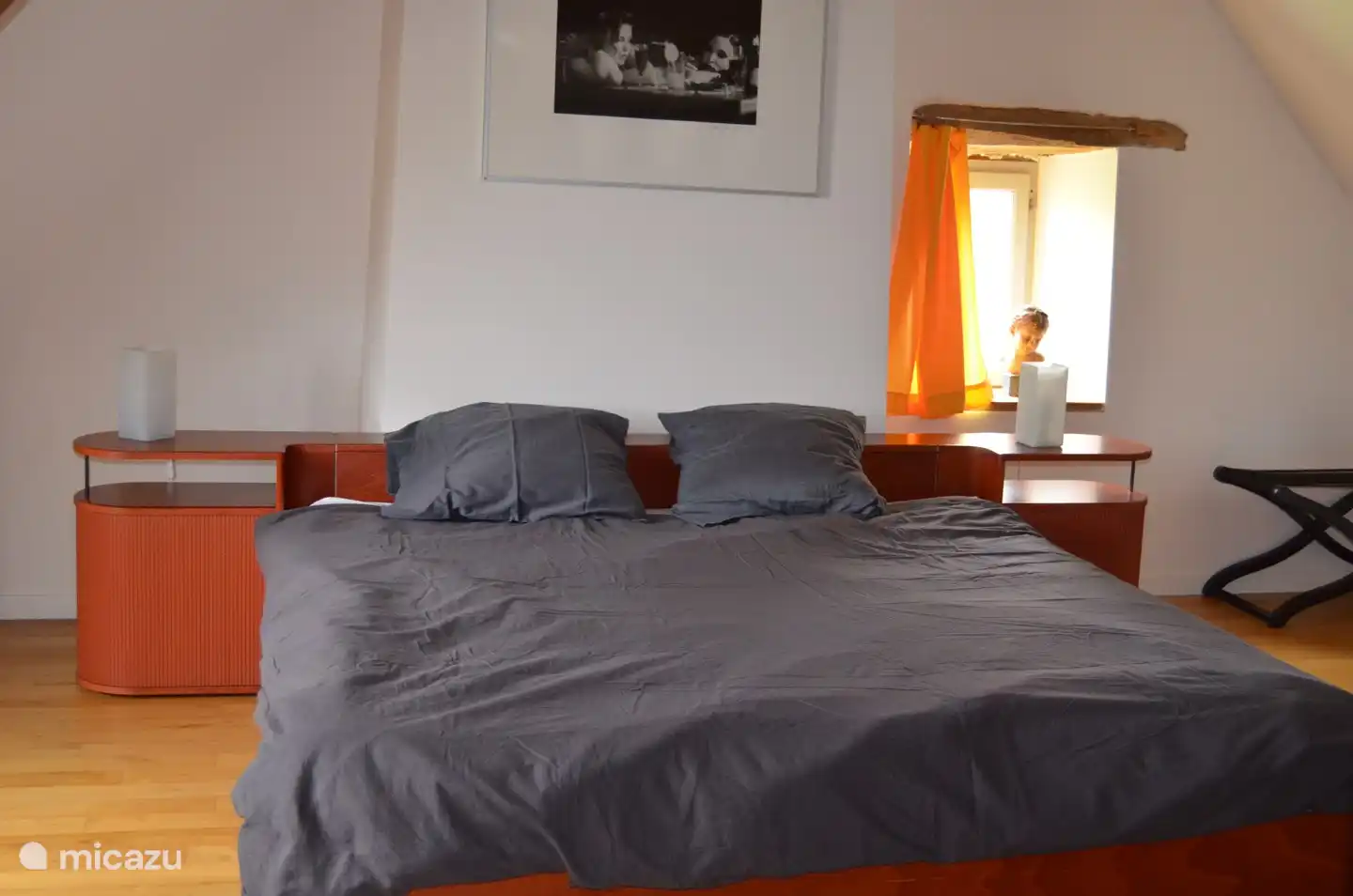 Schlafzimmer 1