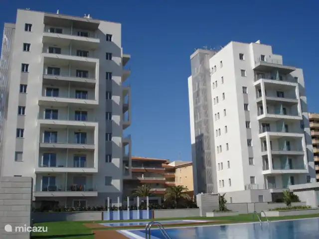 Location de Vacances Espagne, Costa Blanca, Torrevieja, appartement - Appartement de luxe, à 50m de la mer les immeubles
