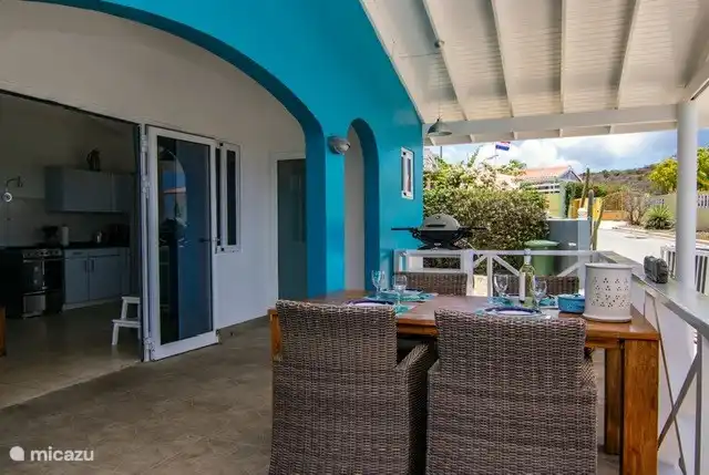 'Villa Kas di Dos' with private pool