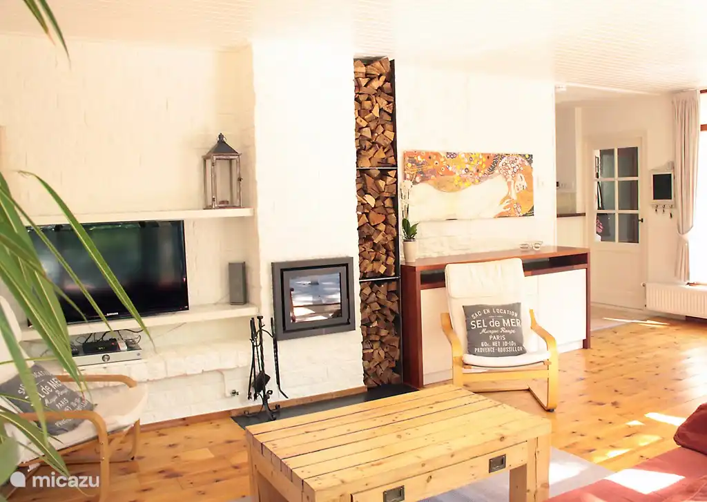 Ein Holzofen für gemütliche Winterabende.