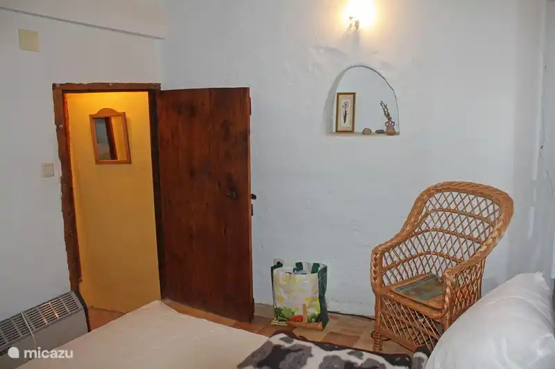 Chambre avec lit double.