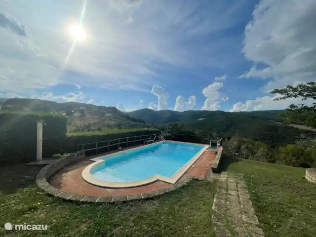 Location de Vacances Italie, Toscane, Garetto, maison de vacances - Casa Sogno Italiano Piscine