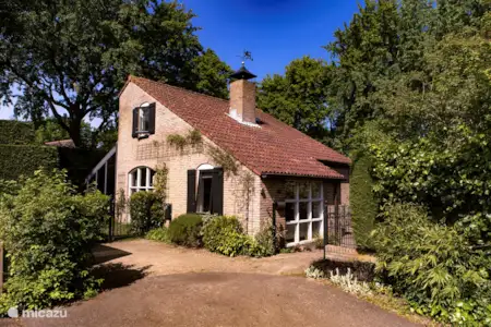 Get Maximum Privacy Rent These Holiday Homes Micazu Free HD Get Wallpaper Maximum Privacy Rent These Holiday Homes Micazu For Android