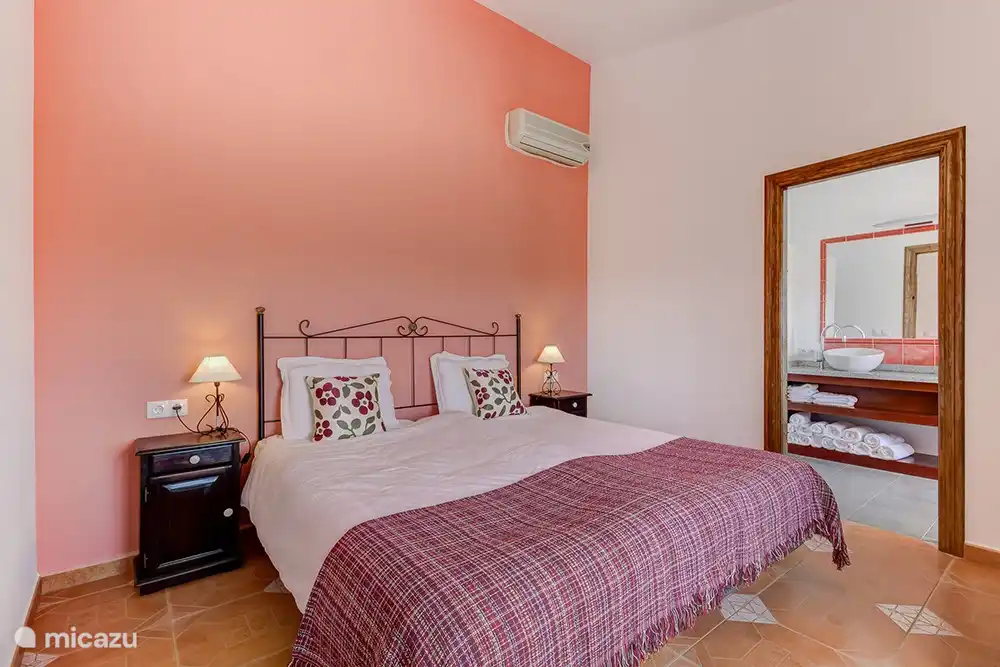 Bedroom 2 apartment Granada