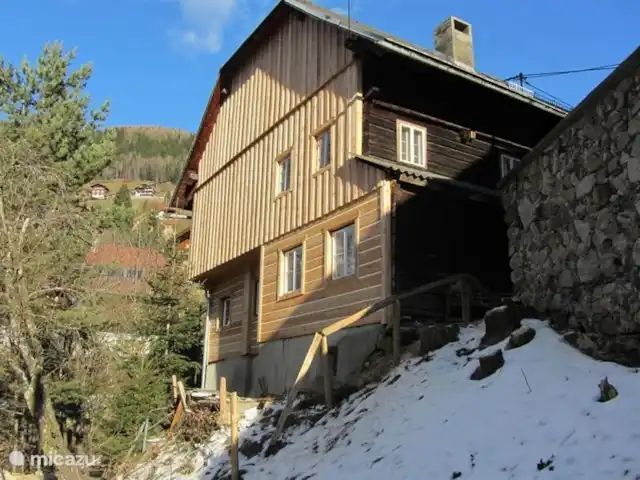 Alpentraum, apartamento Almhof en Austria, Carintia, Kaning (Radenthein) - apartamento La nueva parte trasera de la casa.