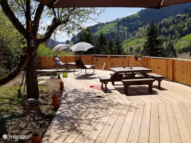 Alpentraum, apartamento Almhof en Austria, Carintia, Kaning (Radenthein) - apartamento Terraza solarium nueva de 150m2.