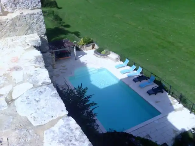 Laurence | France, Dordogne, Saint-Martial-de-Nabirat - maison de vacances piscine vue d'en haut