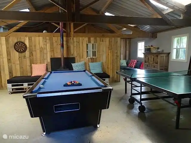 Chillhouse mit Sauna, Tischtennis, Billardtisch
