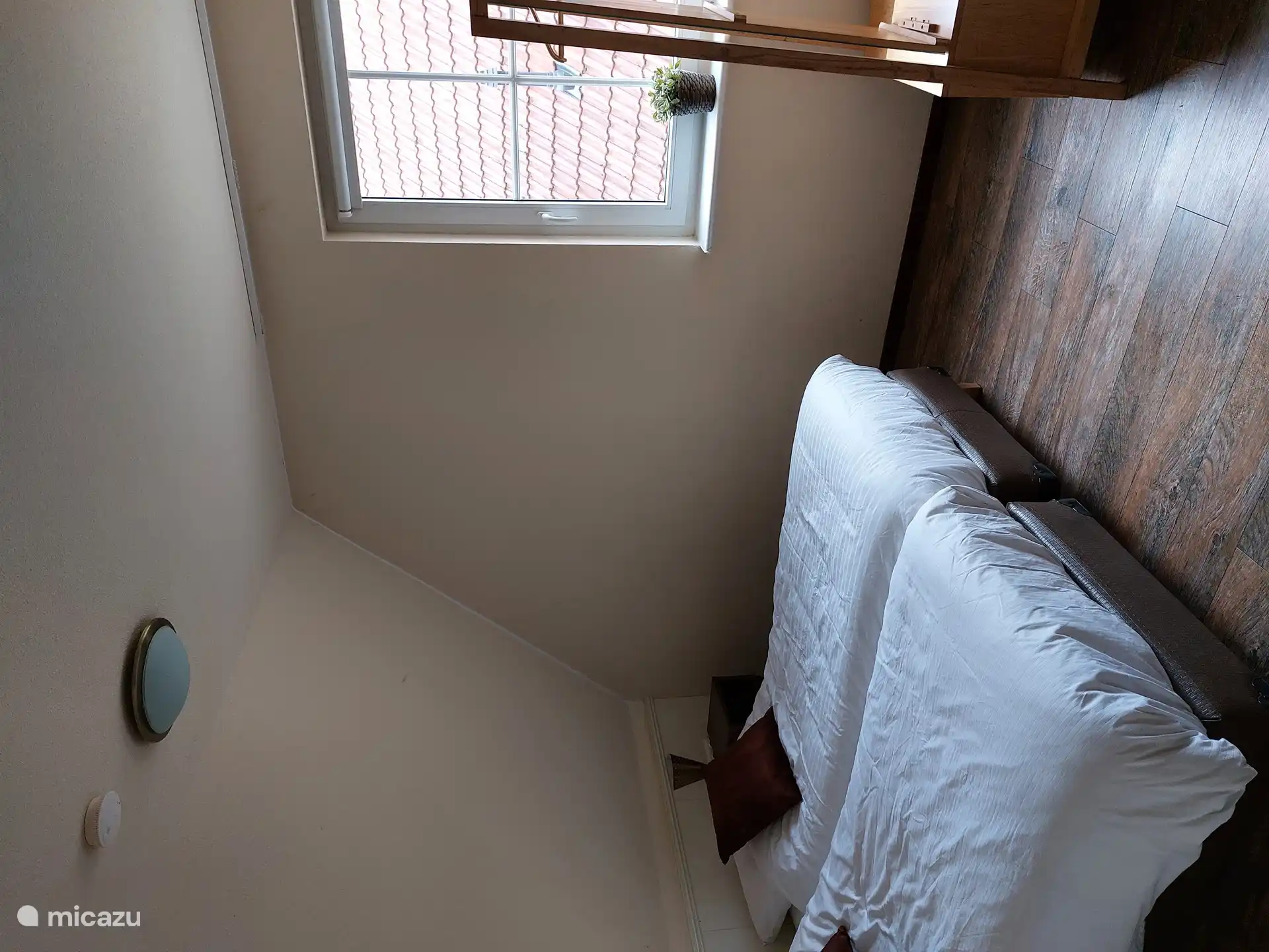 1st floor; 2 person bedroom