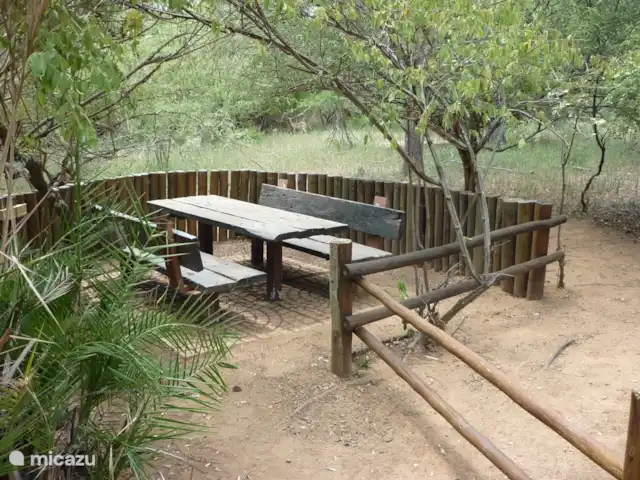Villa Khamkirri | Afrique du Sud, Mpumalanga, Marloth Park - villa Un bel endroit pour le petit déjeuner avec vue sur la faune