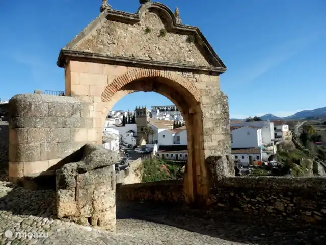 Casa Vallecillo en España, Andalucía, Ronda - casa vacacional Por todas partes en Ronda encontrará las huellas de la antigua historia morisca y romana.