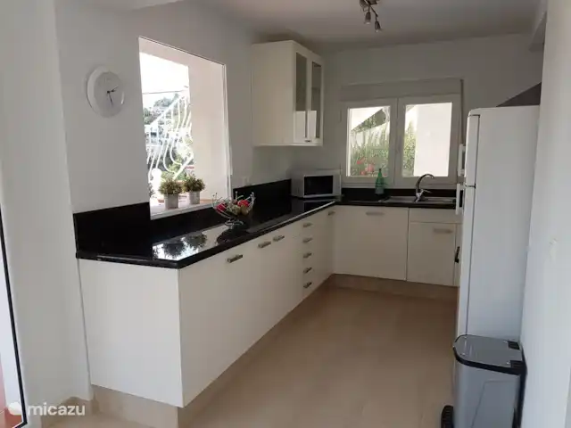 Retour au début! Villa Perla del Mar 2 à 8 p | Espagne, Costa Blanca, Benissa - villa cuisine ouverte avec accès direct à la grande terrasse et vue piscine