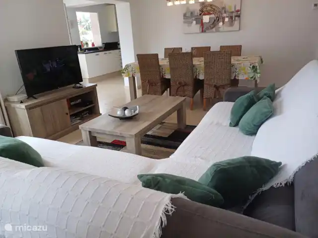 Retour au début! Villa Perla del Mar 2 à 8 p | Espagne, Costa Blanca, Benissa - villa Vue de la cuisine ouverte depuis le salon-salle à manger du milieu de l’étage