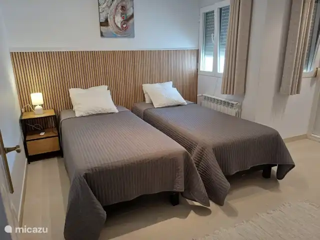 Retour au début! Villa Perla del Mar 2 à 8 p | Espagne, Costa Blanca, Benissa - villa Grande chambre à l’étage intermédiaire