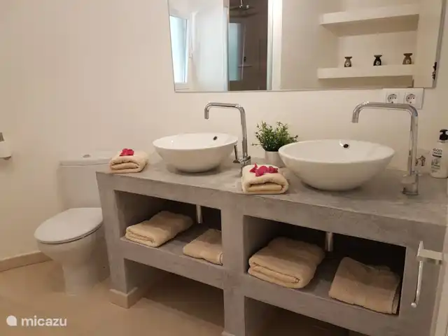 Retour au début! Villa Perla del Mar 2 à 8 p | Espagne, Costa Blanca, Benissa - villa l’une des 4 salles de bains
