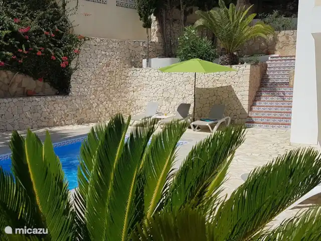 Retour au début! Villa Perla del Mar 2 à 8 p | Espagne, Costa Blanca, Benissa - villa piscine et partie du jardin