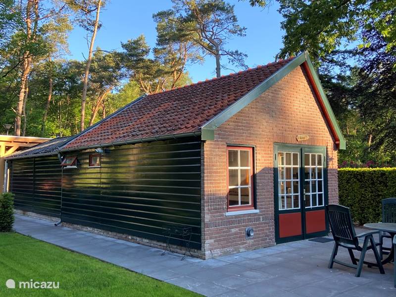 Holiday home in Netherlands, Gelderland, Beekbergen Bungalow Secluded cottage Veluwe
