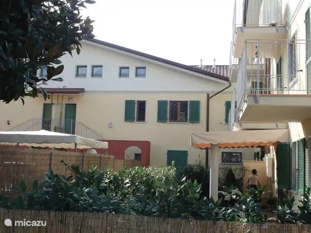 Casa-Toscana huren in Italië, Toscane, Marina Di Massa - appartement Casa-Toscana huren in Italië, Toscane, Marina Di Massa - appartement
