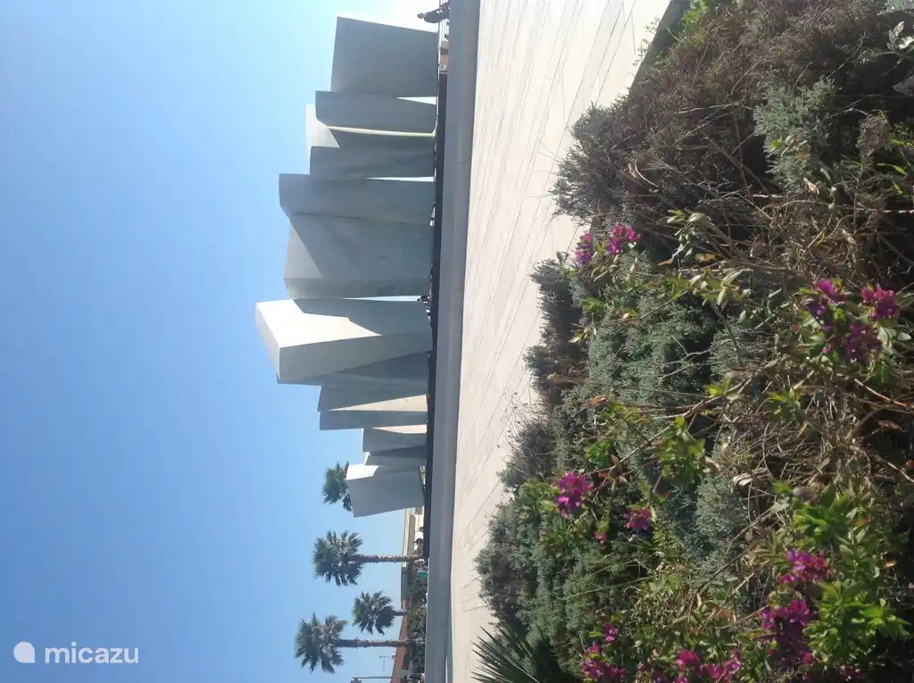 Marmor, in Marina di Massa du nicht kommen, um es (2 km)