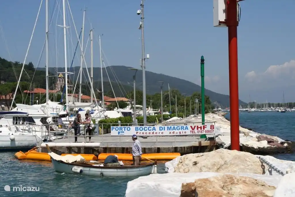 Bocca di Magra (8 km)