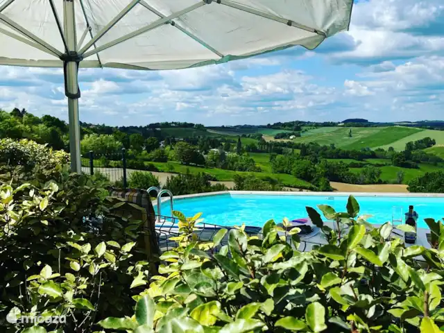 Résidence des Gouverneurs Lot et Garonne | France, Lot-et-Garonne, Monclar d'Agenais - manoir / château Piscine avec vue fantastique