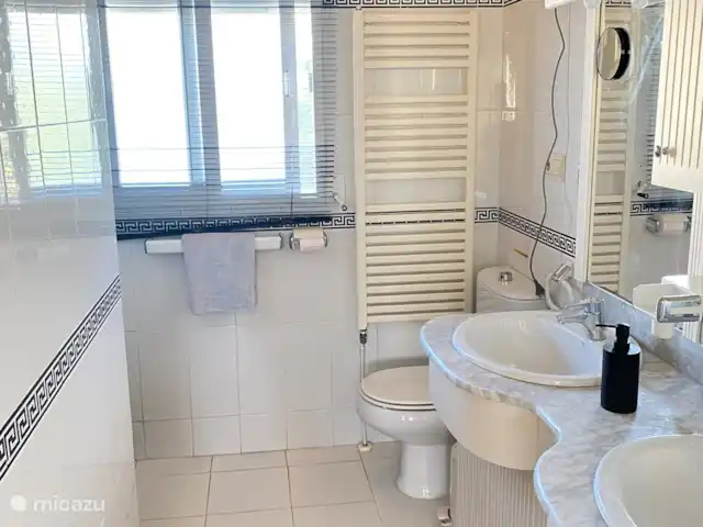 Location de Vacances Espagne, Costa Blanca, Moraira, villa - Casa Lucia Salle de bain chambre parentale