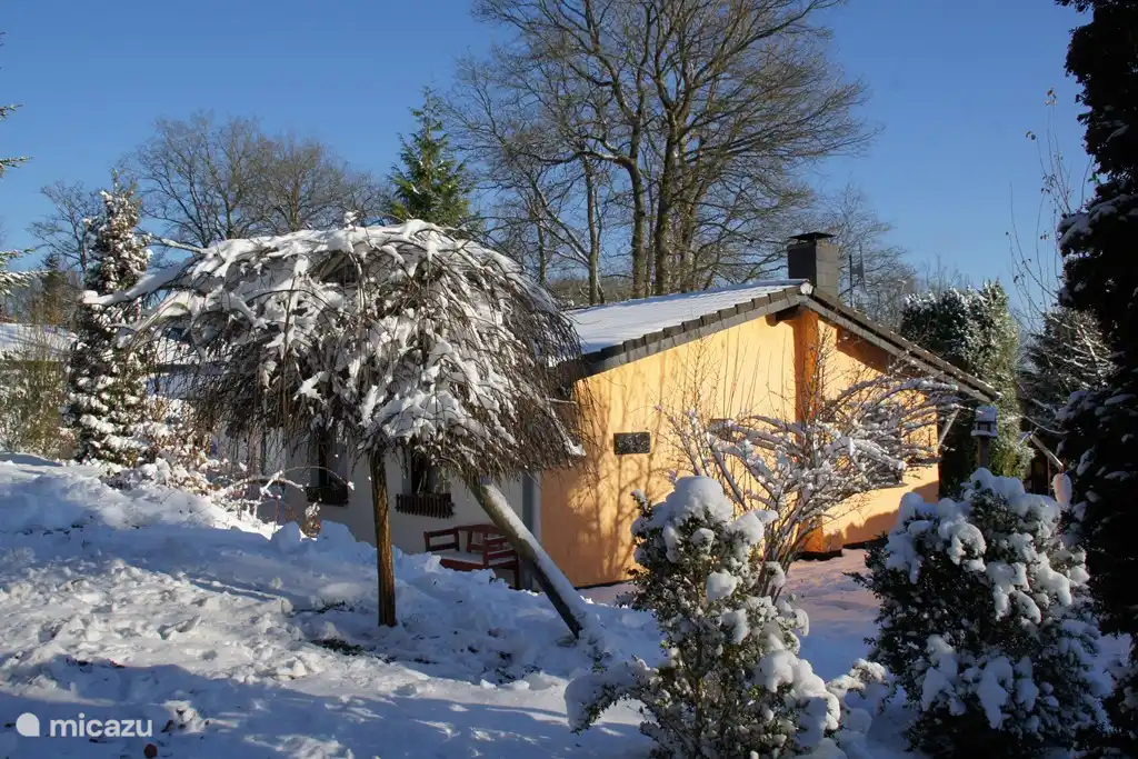 Schöne, Eifel Ferienhaus im Schnee!