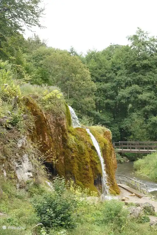 Dreimühler Wasserfall. 20 km vom Haus entfernt.