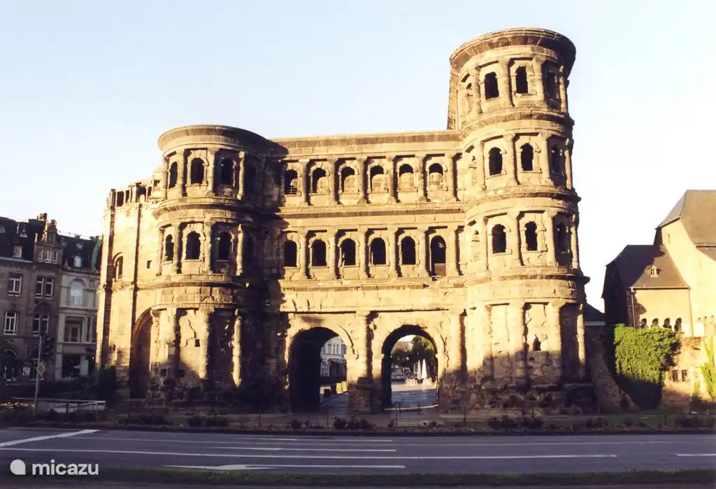Porta Nigra in Trier. 85 km.