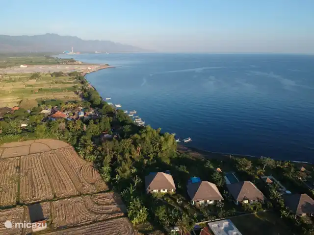 Location de Vacances Indonésie, Bali, Lovina, villa - Villa absolue face à la plage Vue à vol d'oiseau avec la belle vue sur le nord de Bali