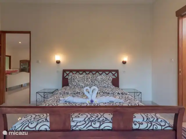 Location de Vacances Indonésie, Bali, Lovina, villa - Villa absolue face à la plage Chambre avec lit double
