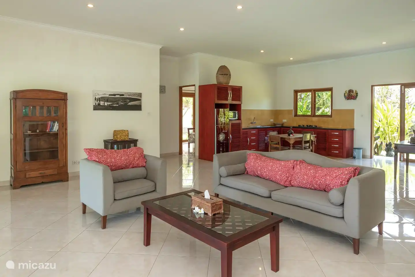 Die offene Küche im Wohnzimmer