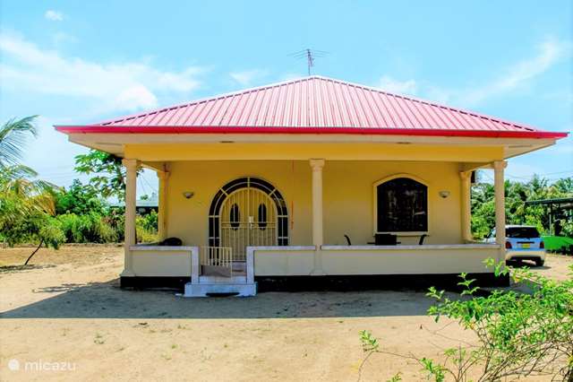 Vakantiehuis Suriname, Paramaribo, Paramaribo – vakantiehuis Vakantiehuis Radjin