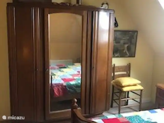 Location de Vacances Pays-Bas, Drenthe, Benneveld, appartement - Appartement de vacances 'Sous le tilleul' Armoire dans la chambre