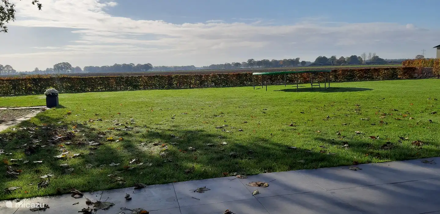 Wunderbare Aussicht von der Terrasse.