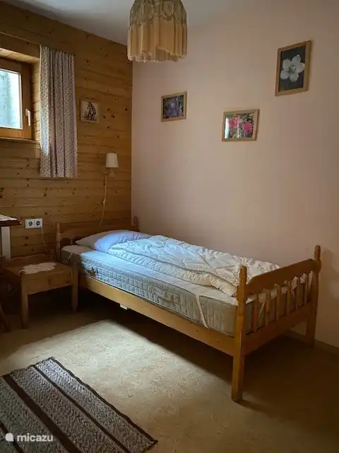 Einzelzimmer mit Platz für Zustellbett