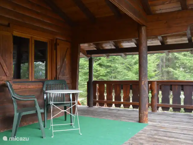 Q-alm | Autriche, Tyrol, Maurach - chalet Balcon coin salon à l'étage