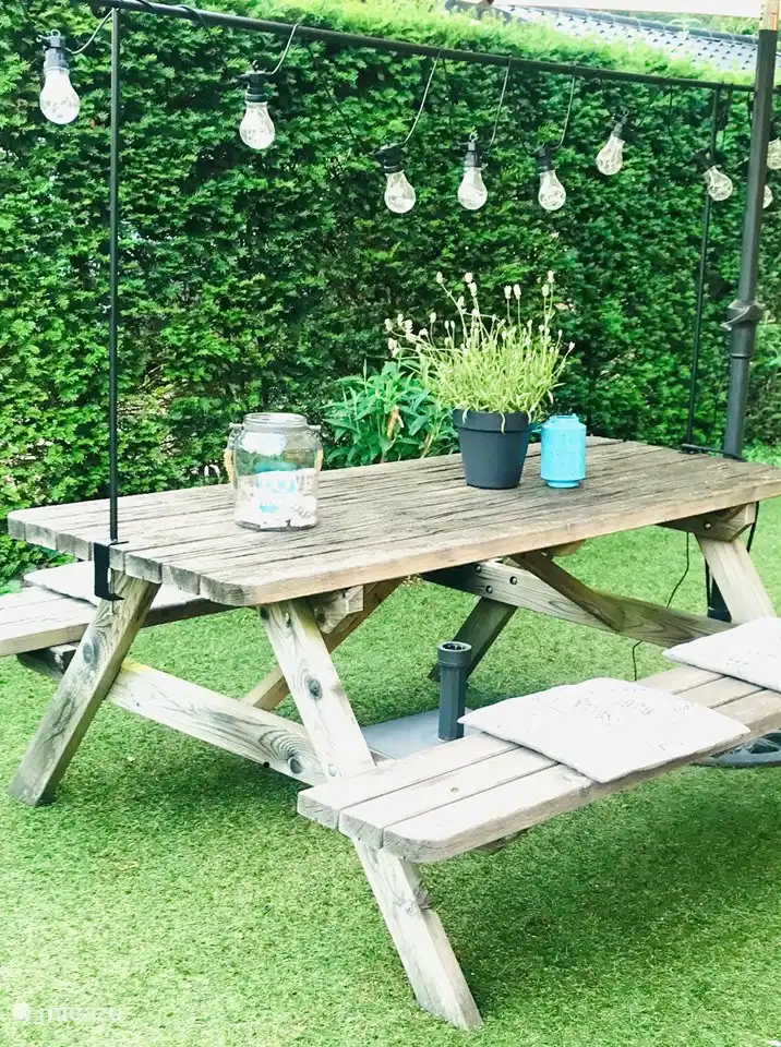 Schöner Ort, um zu sitzen und die Ruhe zu genießen, während man eine Tasse Kaffee genießt.....