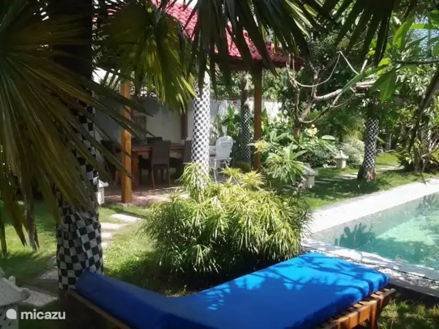 villa huren in Indonesië, Java, Yogyakarta – Villa Rosseno tuin