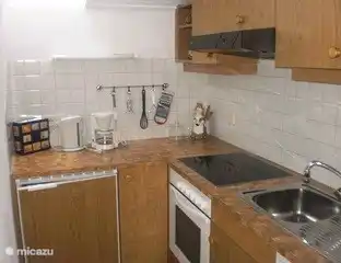 Komplett ausgestattete Küche